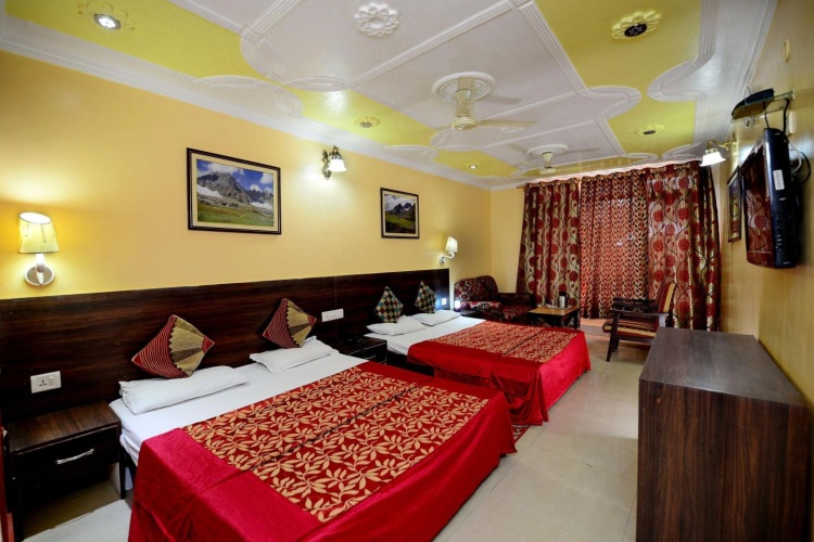 Deluxe Triple room