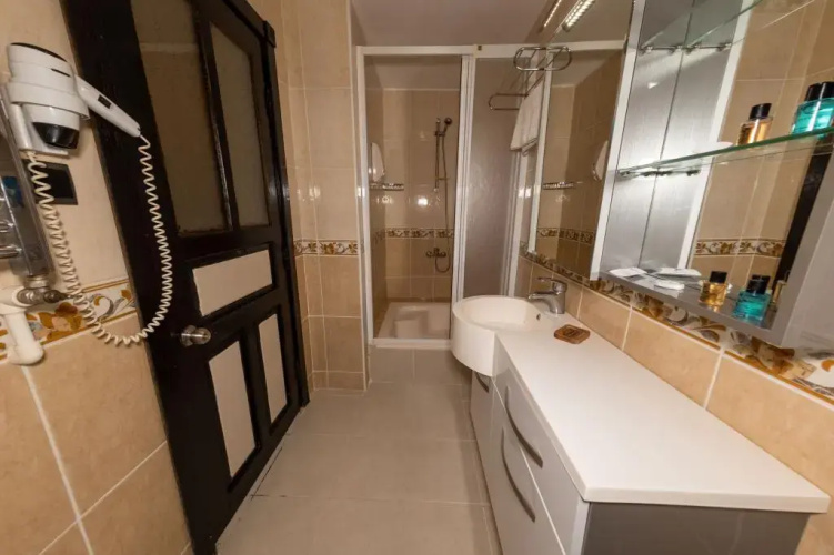 Antik Manastir Butik Otel