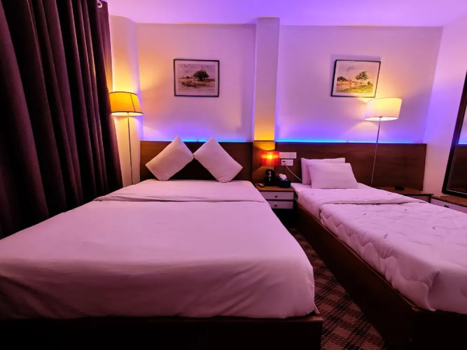 Hotel Holy City BD