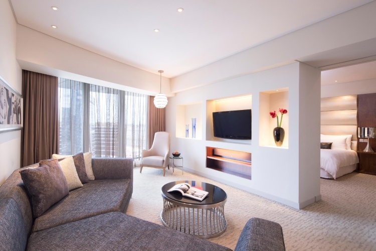 Deluxe Suite