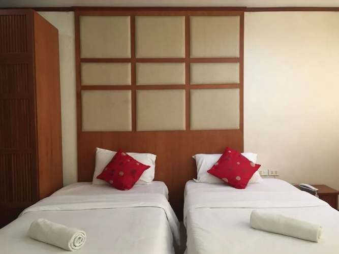 Siam Inn
