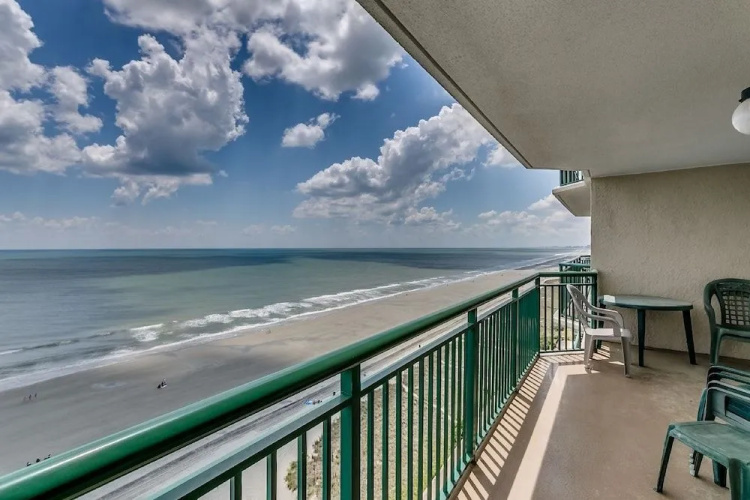 Windy Hill Dunes - 1305 by RedAwning