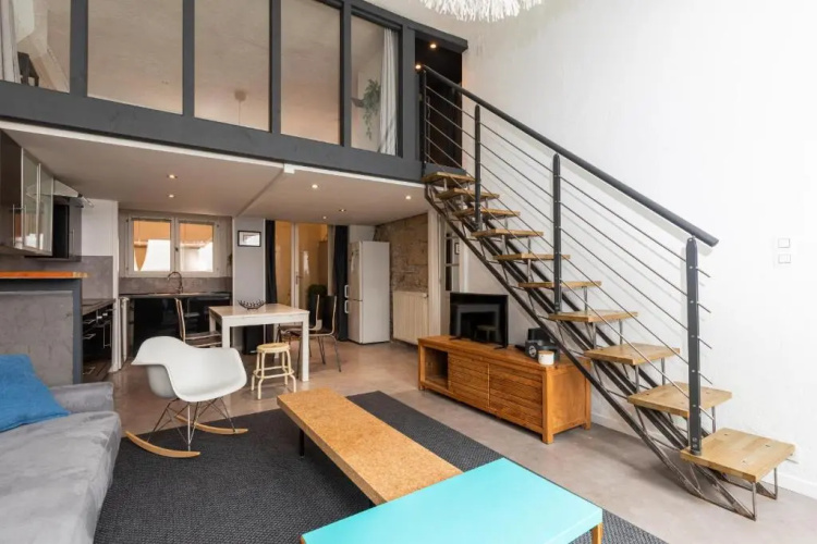 Dify Le Lodge D'ainay