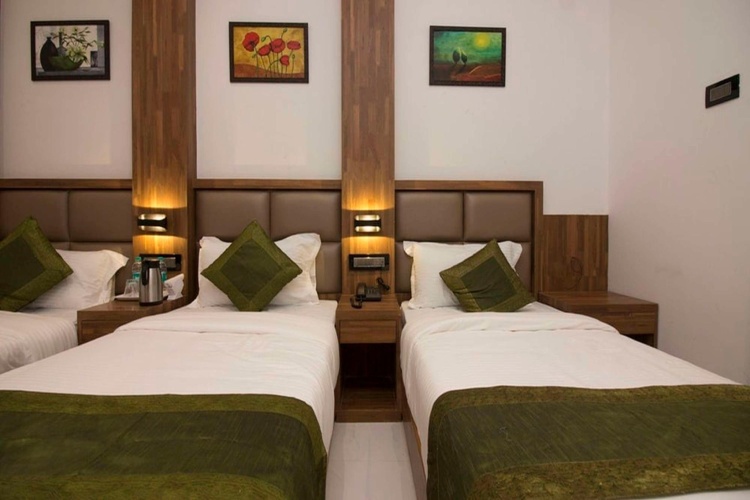 Deluxe Triple room