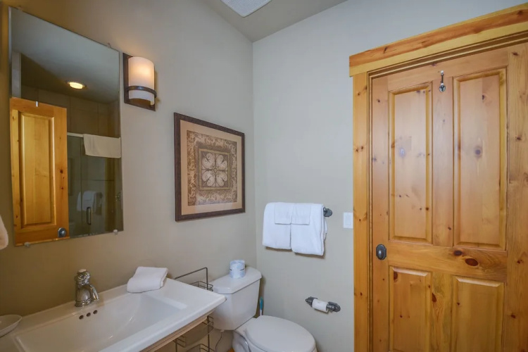 Tips Up 4 Bedroom Townhome