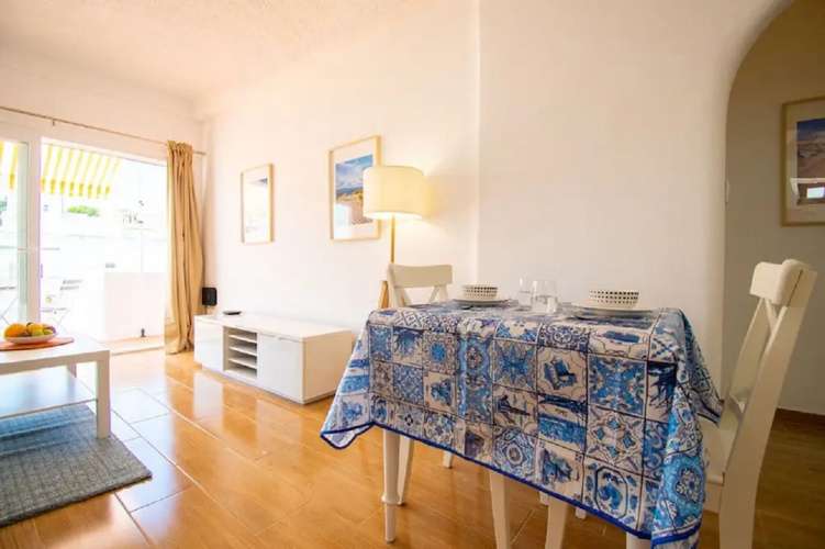 Apt Ruca Centrally Located Modernized Loft With C