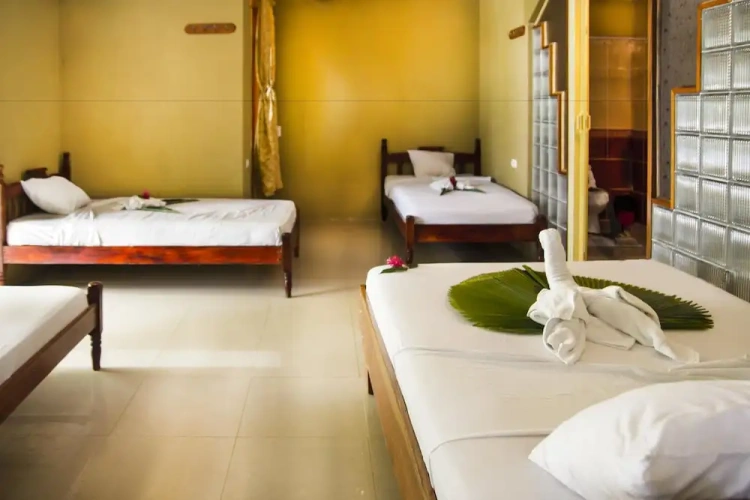 Deluxe Quadruple room