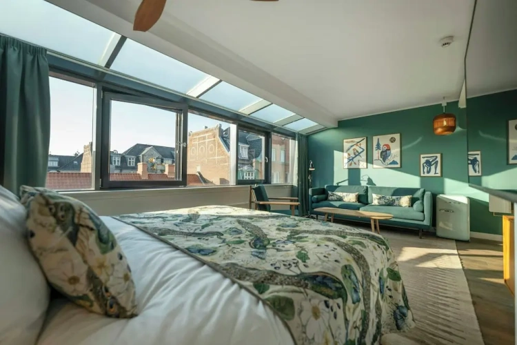 Suite with view