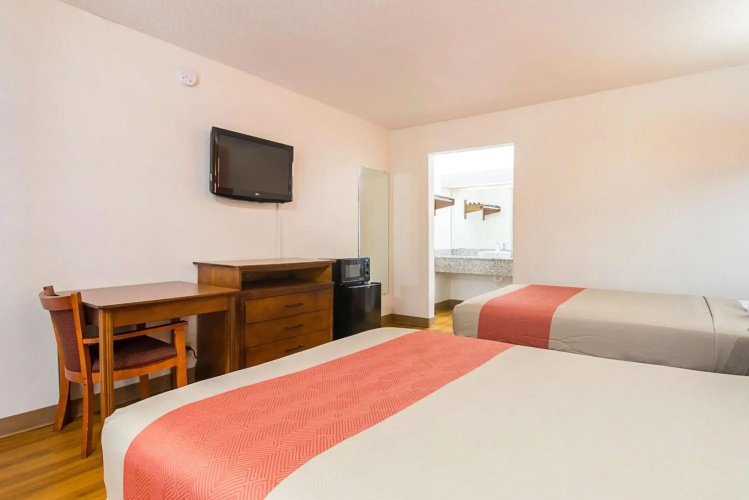Motel 6 Conyers, GA