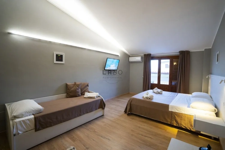 Deluxe Triple room