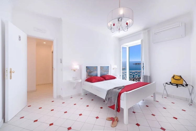 Superior Double room with balcony and with sea view