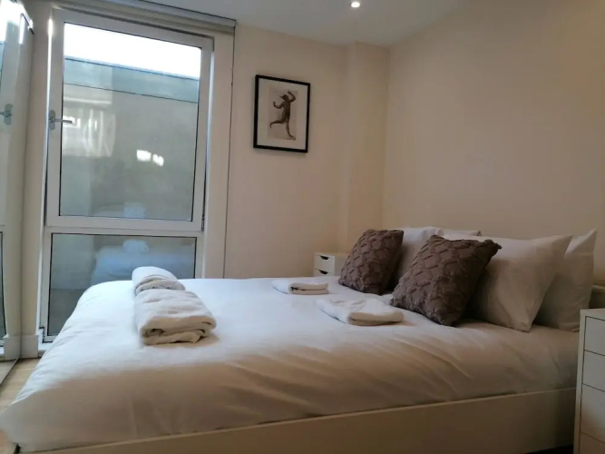 Spacious Serviced Apartments Canary Wharf