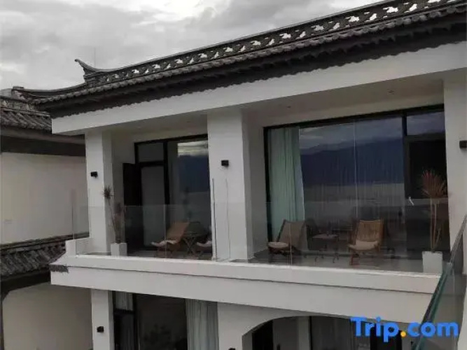 Traveler Time Seaview Hotel