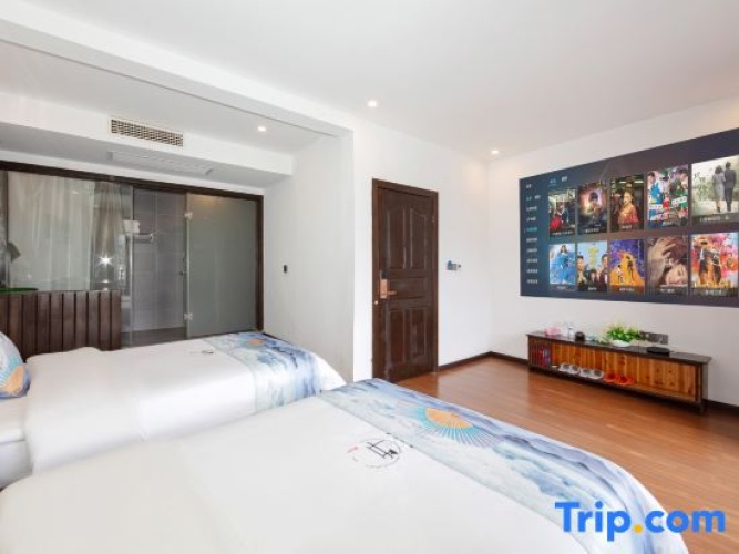 Standard Double room with lake view