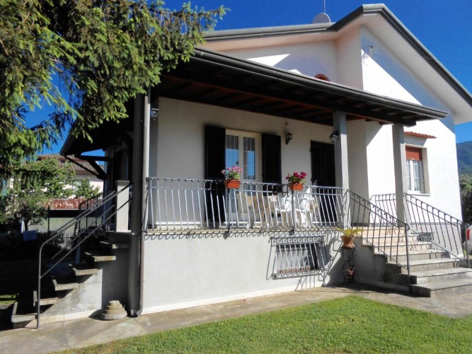 2 Bedrooms Cottage