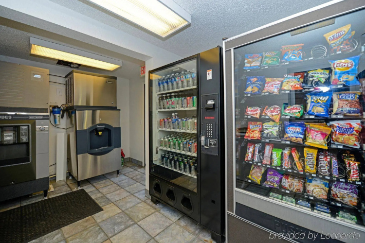 Americas Best Value Inn & Suites Jackson, Mi photo 11