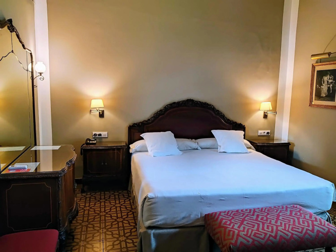 Hotel Simón