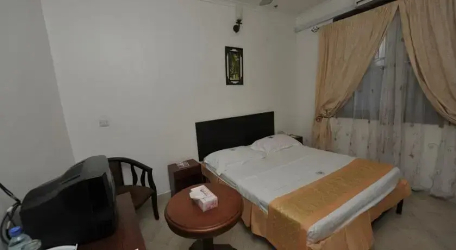 Lion Hotel
