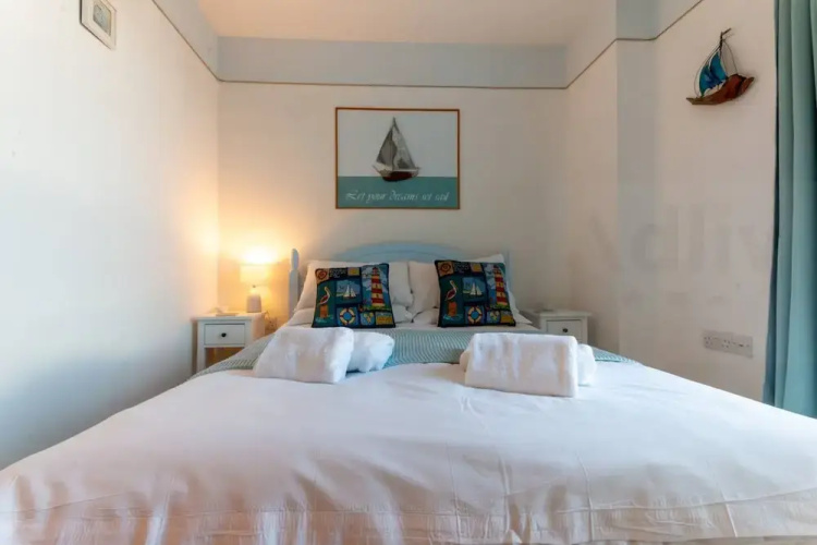 2 Bed Seapoint Birchington Escape By Adliv
