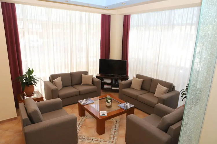 Arma Hotel