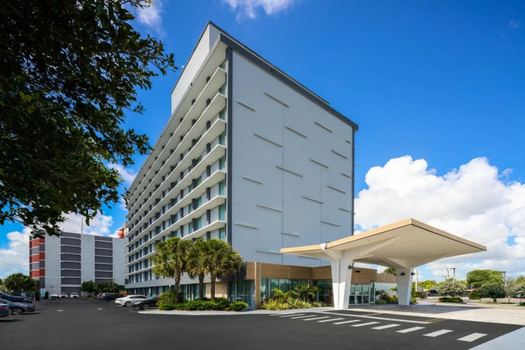 DoubleTree by Hilton Miami North I-95 photo 24