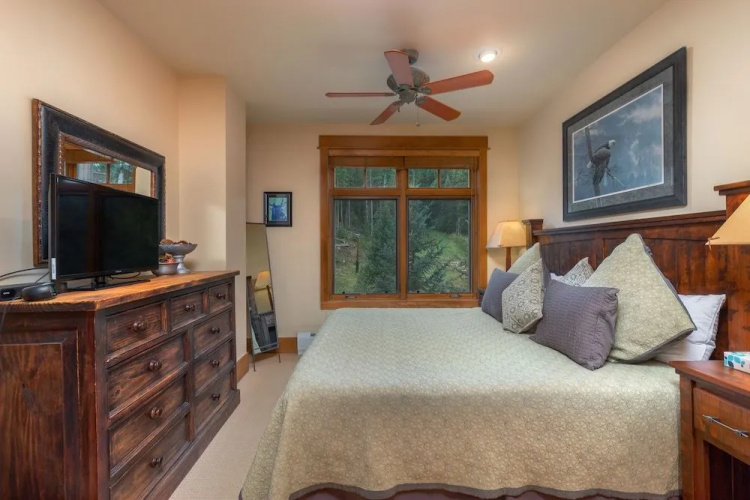 Lone Eagle #3020 - 2 Br Condo
