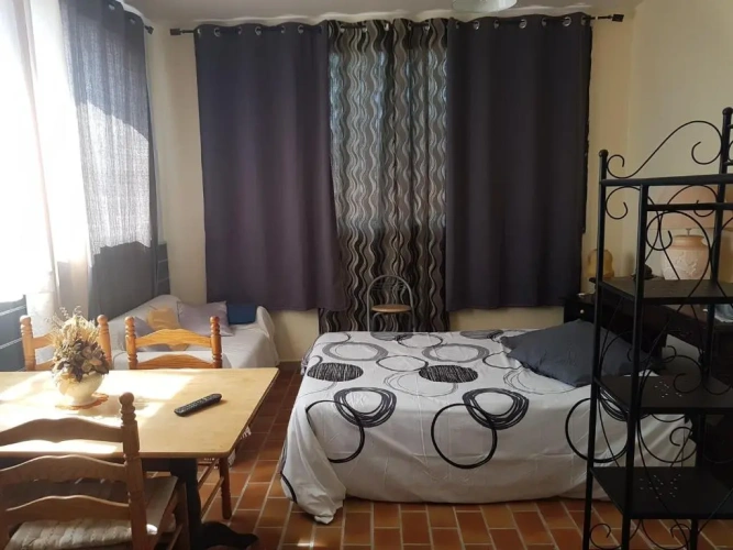 Apartment with sea view