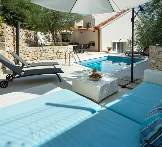 3 Bedrooms Villa with sea view