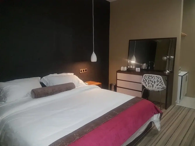 Deluxe Double Suite