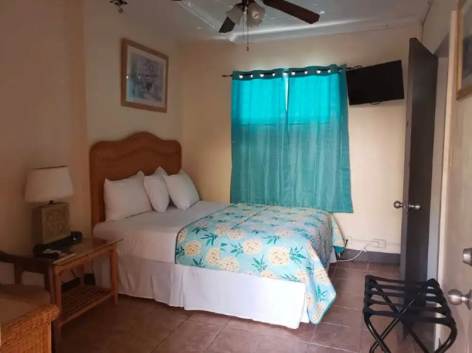Midtown Guest House