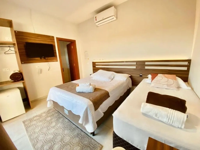 Standard Triple room