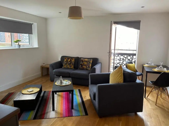 Best Priced Apartment In Hull 3