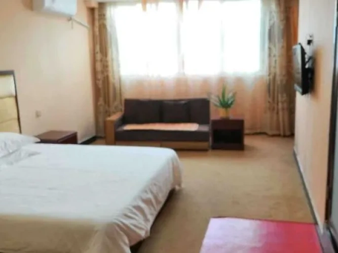 Huatian Business Hotel