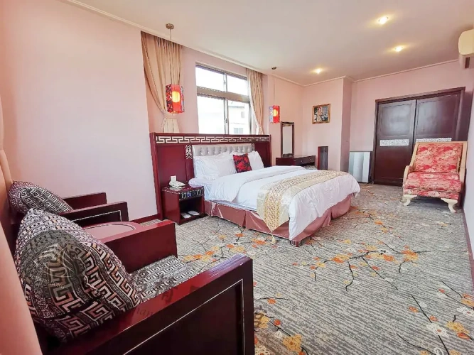 Deluxe Suite