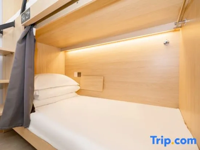 Bed in Dorm (female dorm)