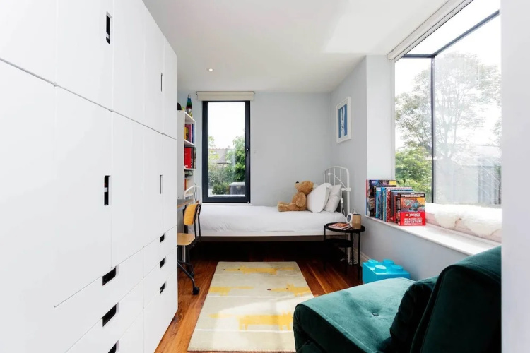 Pared-back Elegance