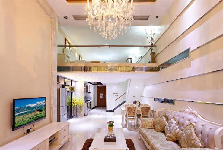 Deluxe Double Duplex Suite