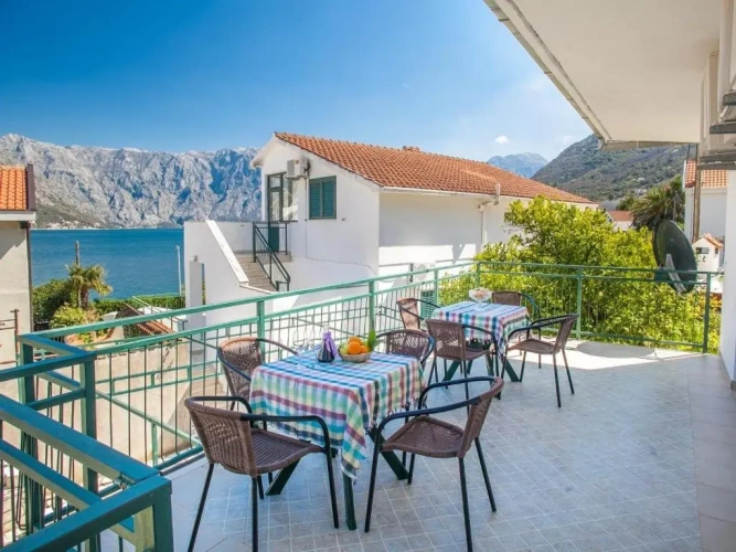 1 Bedroom Apartment with view
