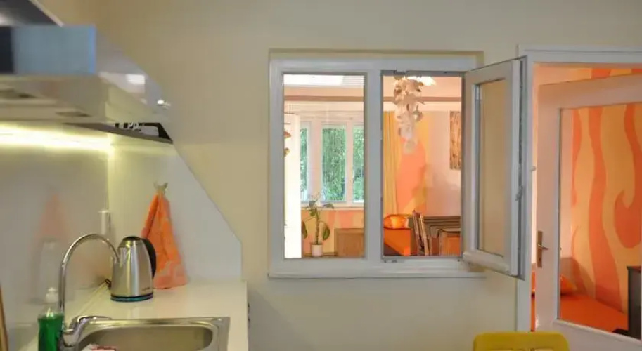 Arlequin Apartment