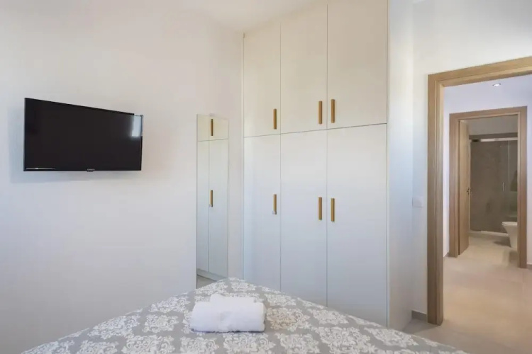 Cycladic Sunlight 2bedroom House