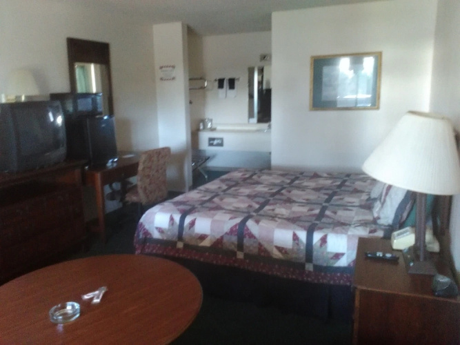 The Razorback Lodge