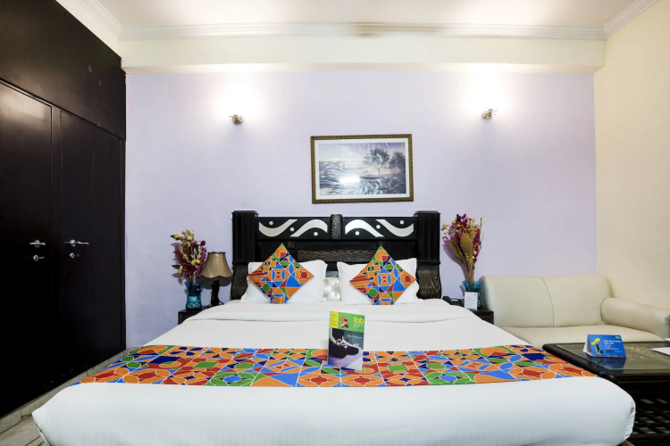 FabHotel Ivy Inn