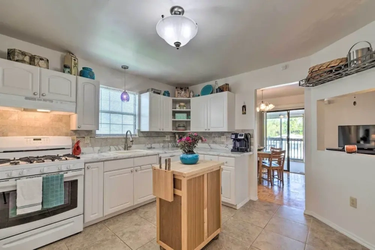 2 Bedrooms Cottage