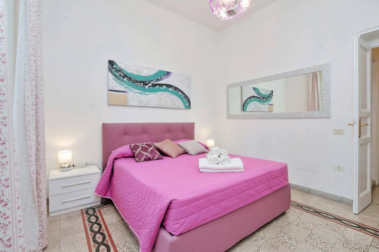 Aventino Piramide apartments - Historical area