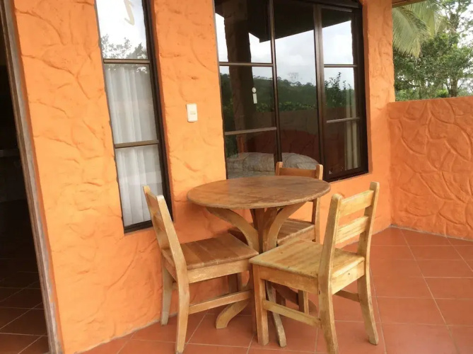 Cabinas Los Guayabos