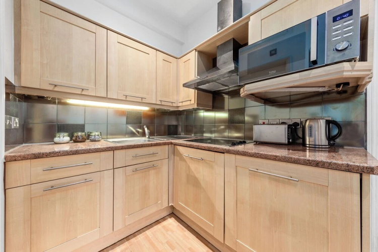 Immaculate 1-bed Studio in London