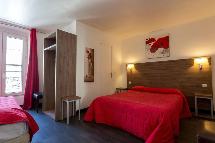 Victory Hotel Galou