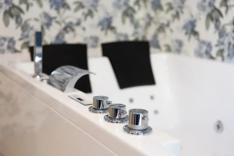 Pier Capponi 17 Room & Suites