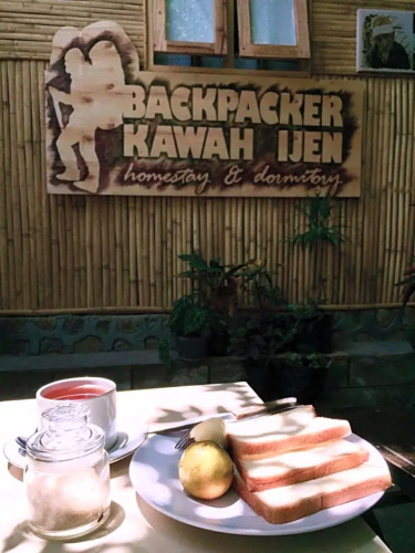 Backpacker Kawah Ijen