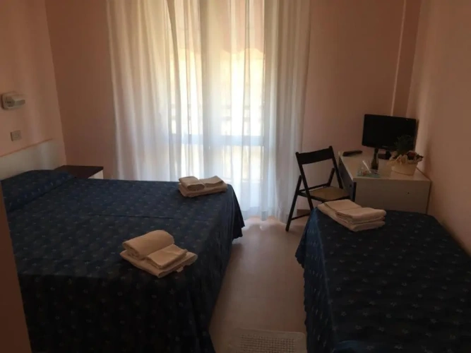 Triple room